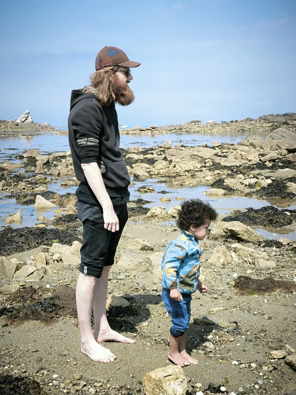 Je suis avec Siloë, les pieds dans l'eau